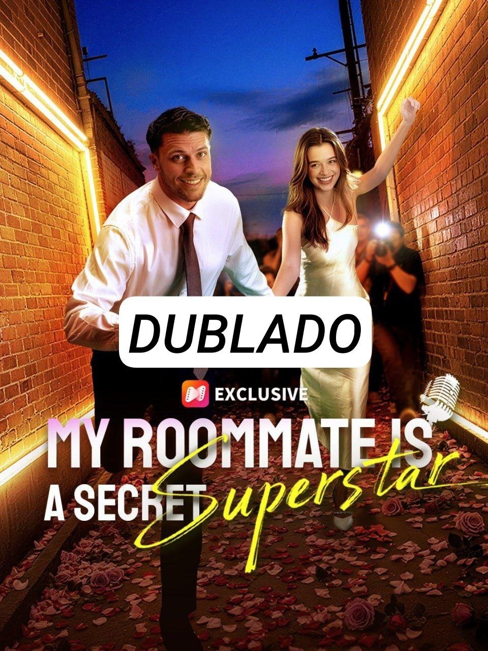 Meu Colega de Quarto é um Secreto Superstar/ My Rommate is a Secret Superstar